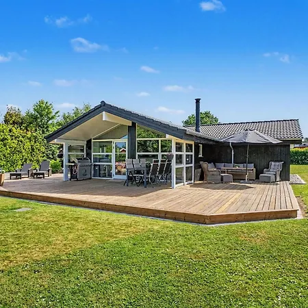 Dom wakacyjny Frederikke - 875m From The Sea By Interhome *